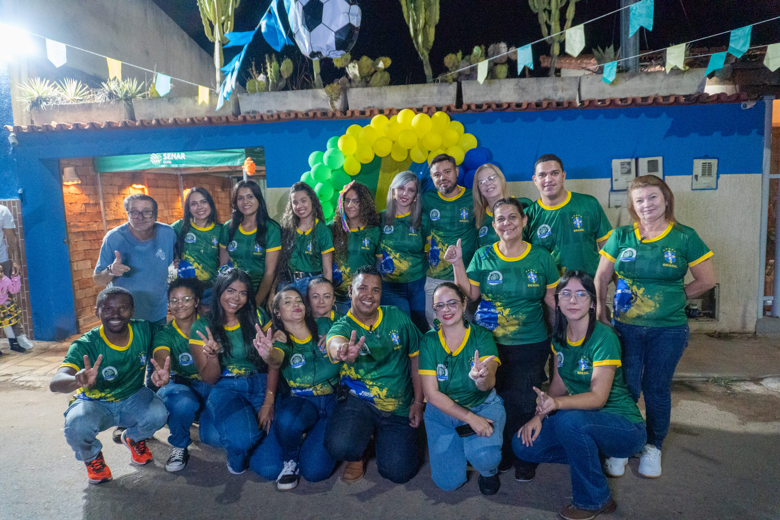Professores, gestores e coordenadores do Colégio Semear